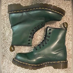 Green Leather Dr. Martens. Size 6